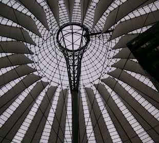 Glaskuppel im Sony Center