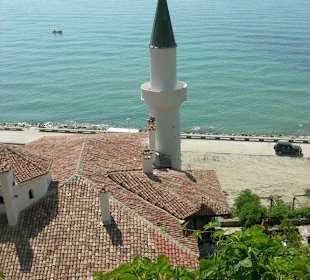 Das unterer Gebäude der Schloßanlage