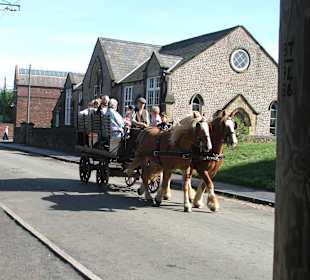 Horse and cart 