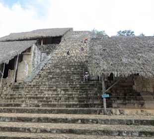Ein Spaziergang auf dem Ruinen Gelände