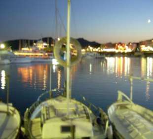 Hafen im Sonnenuntergang
