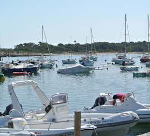 Vom Strand Blick auf die Boote 