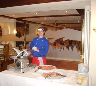 Aperitif an der Bar mit Parmaschinken