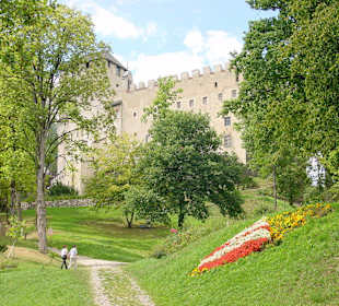 Schloss Bruck, Schlosspark Stadt Lienz