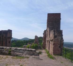 Burgengruppe Altdahn-Grafendahn-Tanstein