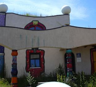  Hundertwasser Markthalle in Ostschweiz