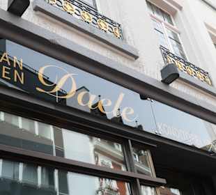 Zur Kaffeepause bei Van Den Daele in Aachen