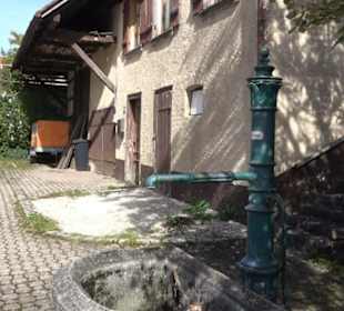 Dorfbrunnen Lonsingen