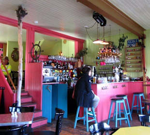 Im Café-Bar Le Gibard