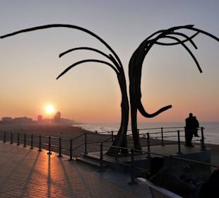 Promenade bei Sonnenuntergang