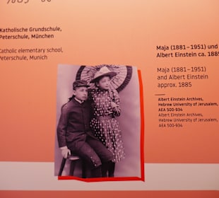 Albert mit seiner Schwester