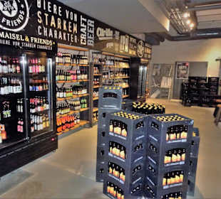 Im Museumshop der Maisel's Bier-Erlebnis-Welt 