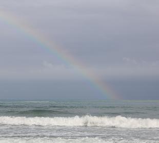 Am Strand bei interessantem Wetter