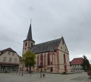 Die Kirche St. Johannes der Täufer in Hofheim