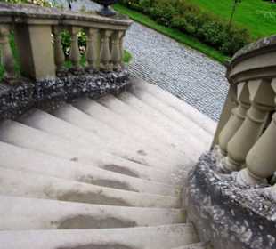 Treppen zum Rosengarten