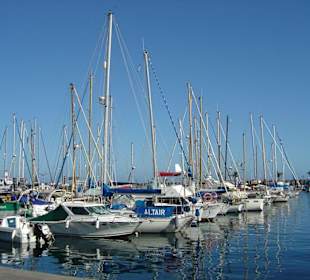 Schöner Hafen von Puerto de Mogan