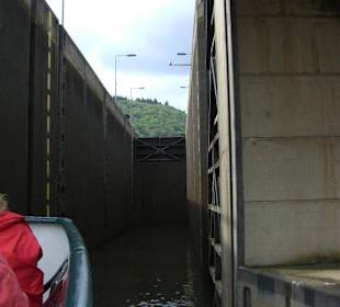 Einfahrt in die Schleuse