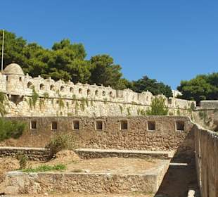Schöne Burg in der Stadt
