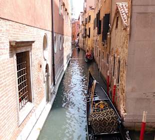 Venedig, Kanäle und Gassen mit Shops