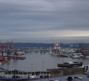 Ausblick auf den Hafen