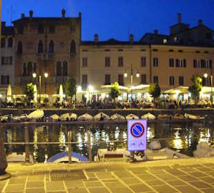 Kleiner Hafen vor dem Hotel