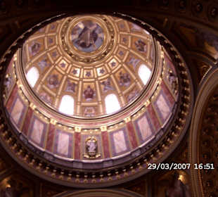 Kuppel der St. Stefan Basilika