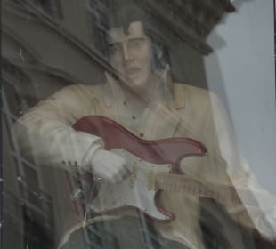 Mai 2024: Elvis Presley im Haus am Wasser W 1