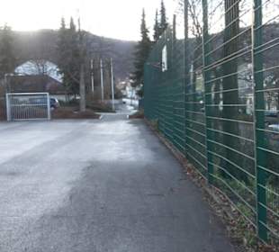 Bolzplatz Single Halle Glems