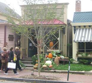 Laden in St.Michaels mit herbstlicher Deko