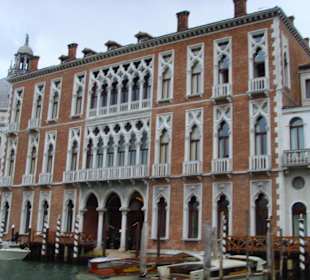 Fassaden Venedigs vom Vaporetto aus gesehn