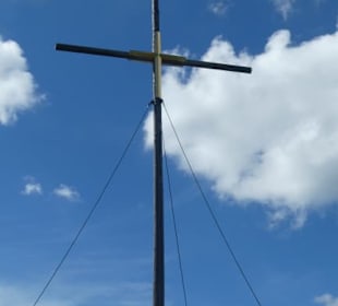 Das Gipfelkreuz auf dem Kreuzberg