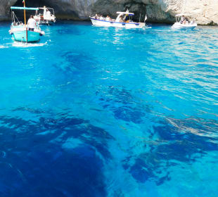 Blauer kann es in der Grotte nicht werden