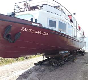 Santa Barbara mal auf dem Trockenen