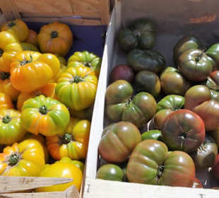 Impressionen vom Wochenmarkt Saint-Cyprien-Plage