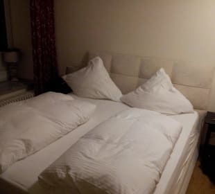 Boxspring-Bett Hotel Lüttelforster Mühle