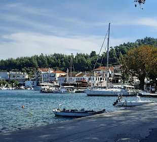 Hafen Skala Rachoni