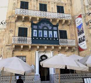 Palazzo Huesca