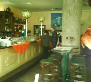 Theke mit Buffet