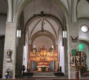 Blick in den Chorraum