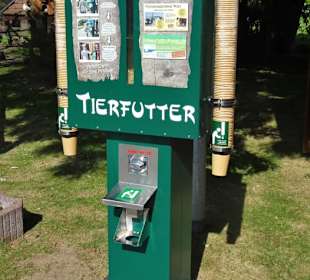Futterautomat im Haustierpark Werdum