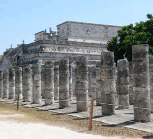 Halle der tausend Säulen
