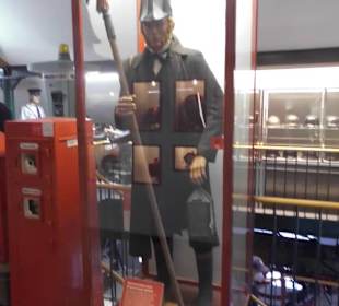 Zu den Anfängen, mit Helebarde