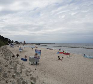 Falochrony niedaleko portu