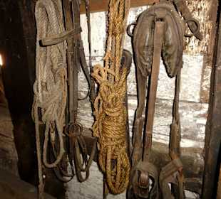 Exponate aus der Diele des Bauernhauses