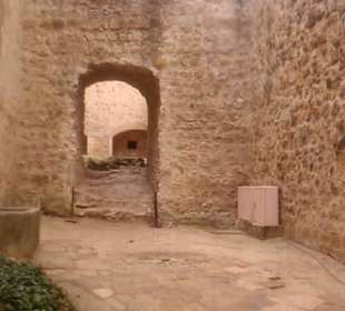 Alte Mauern des Castelo.