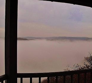 Mönch-Felix-Hütte ,Winternebel