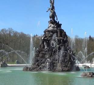 Schlossgarten - Fama Brunnen