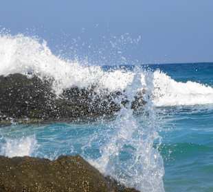 Wilde Felsformationen am Rande