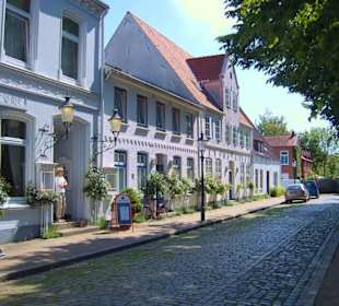 Ein Rundgang durch die "Rosenstadt" im Sommer 