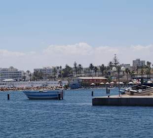 Ausfahrt des Yachthafens